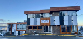 Marine Inn